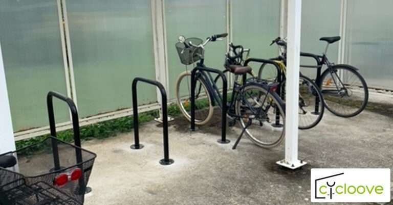 Aménagement d'un abri vélo existant en arceaux U inversés thermolaqués à Toulouse (31)