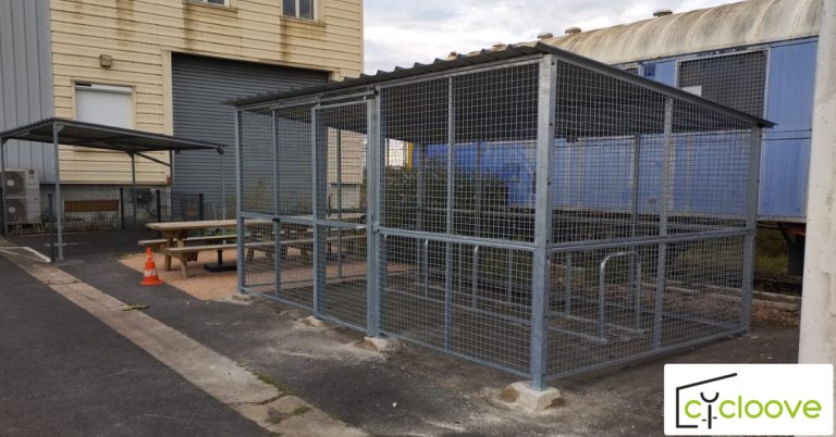 Montage et installation d'un abri vélos (37)