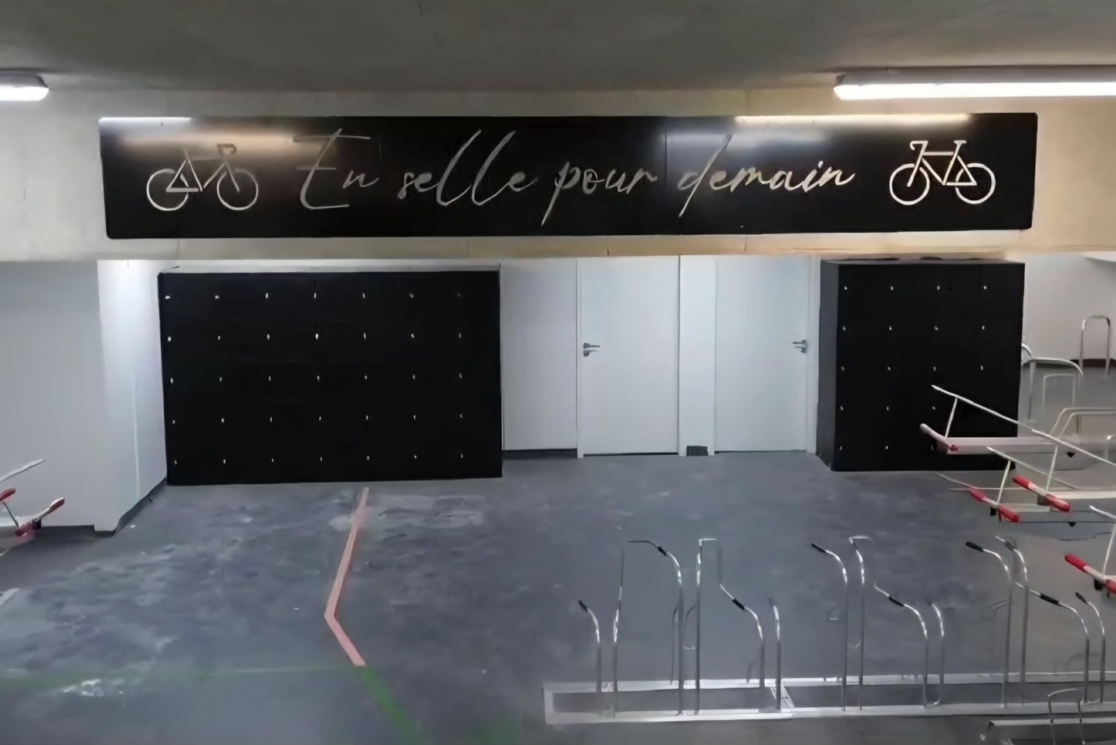 cycloove local velo casiers en selle pour demain