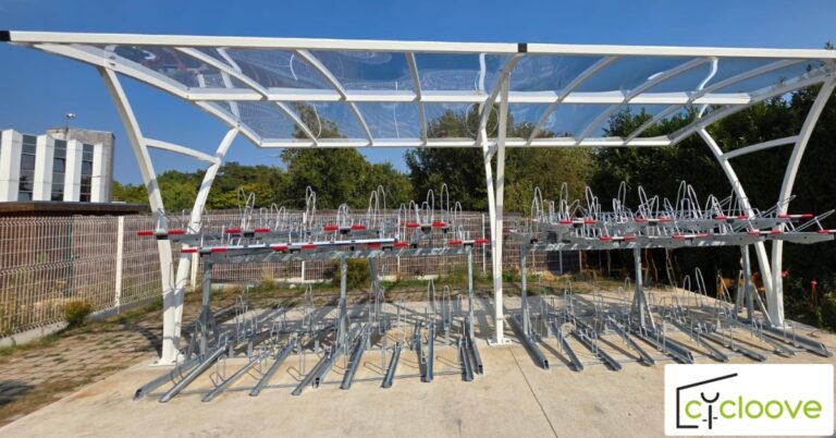 Démontage et installation d’abris vélos et racks double étage (37)